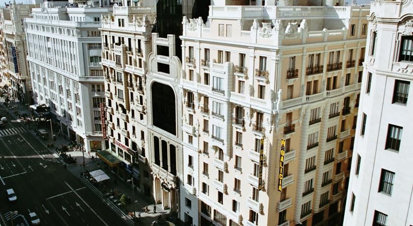 Hostal Luis XV Madrid Bagian luar foto