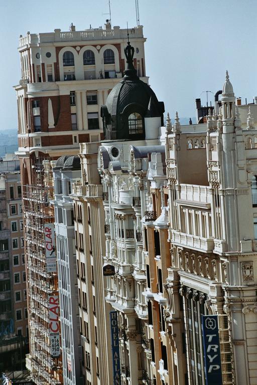 Hostal Luis XV Madrid Bagian luar foto