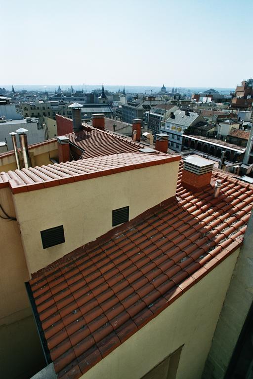 Hostal Luis XV Madrid Bagian luar foto