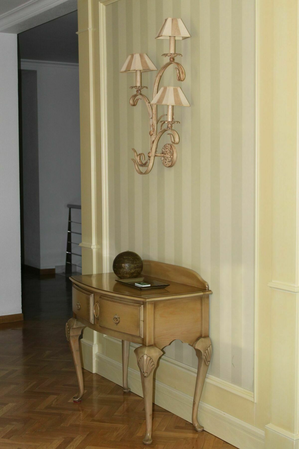 Hostal Luis XV Madrid Bagian luar foto