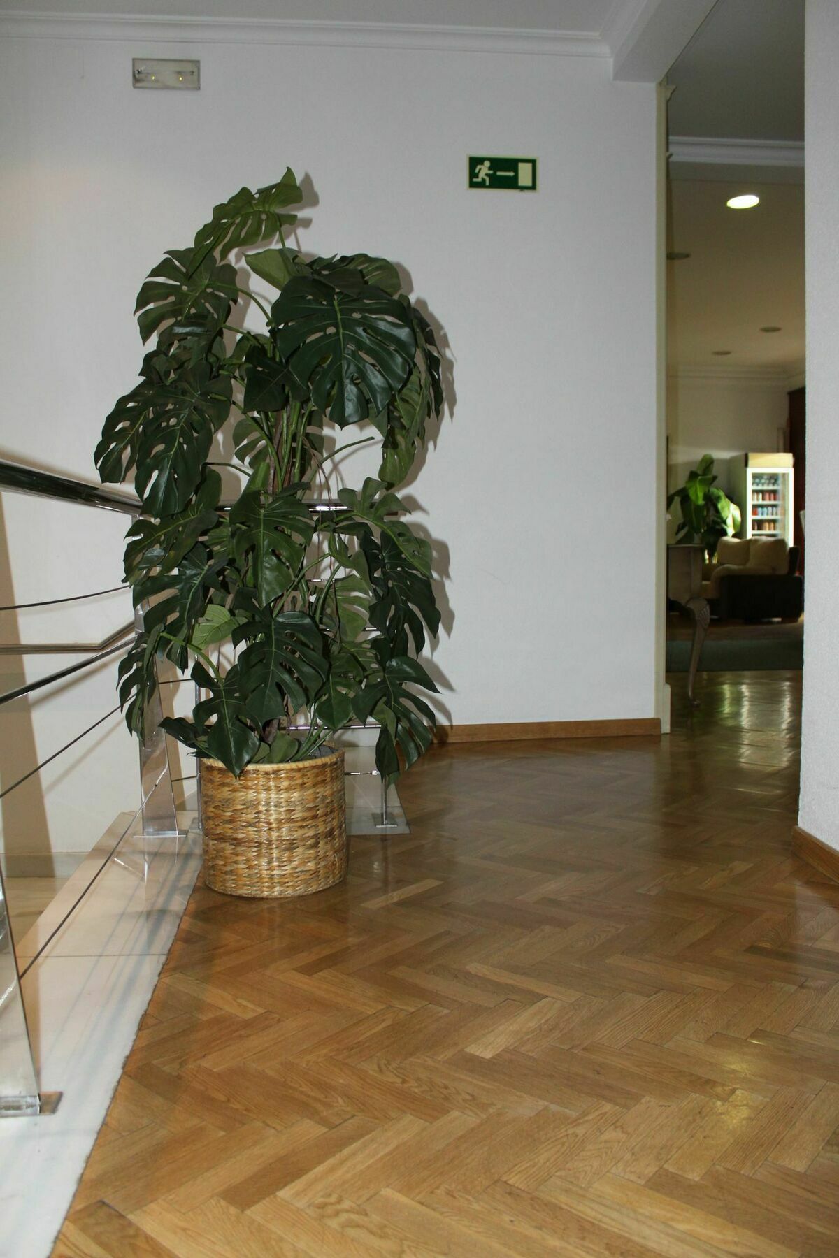 Hostal Luis XV Madrid Bagian luar foto